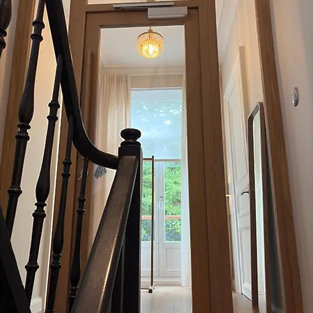 Maison Martin 7 Bed & Breakfast